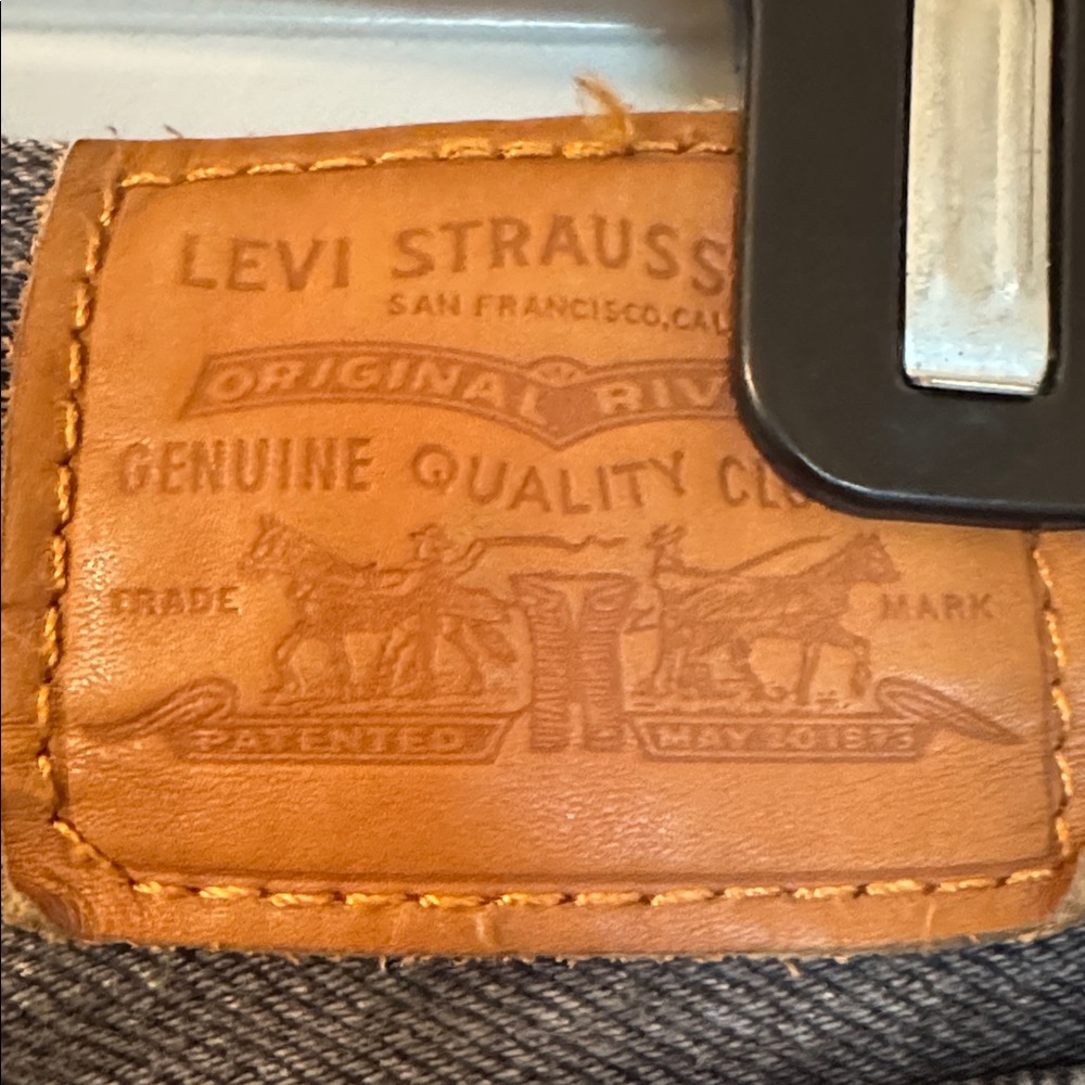 Levi’s Baggy Dad Jeans in black, size 26 - Picture 4 of 6